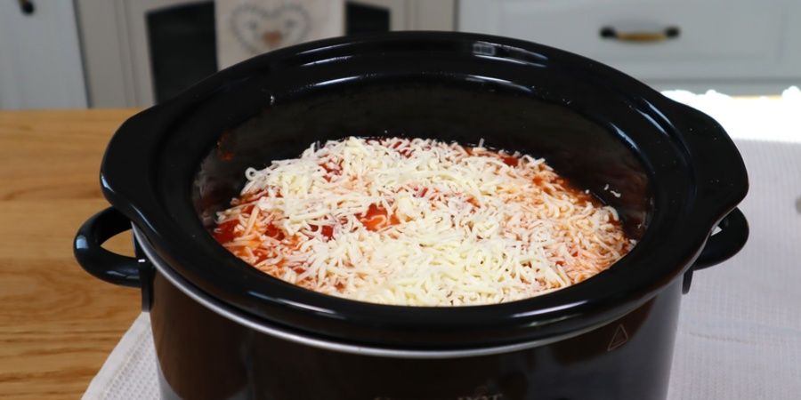 Rețetă lasagna la slowcooker Crock-pot 4.7L Digital by Teos Kitchen