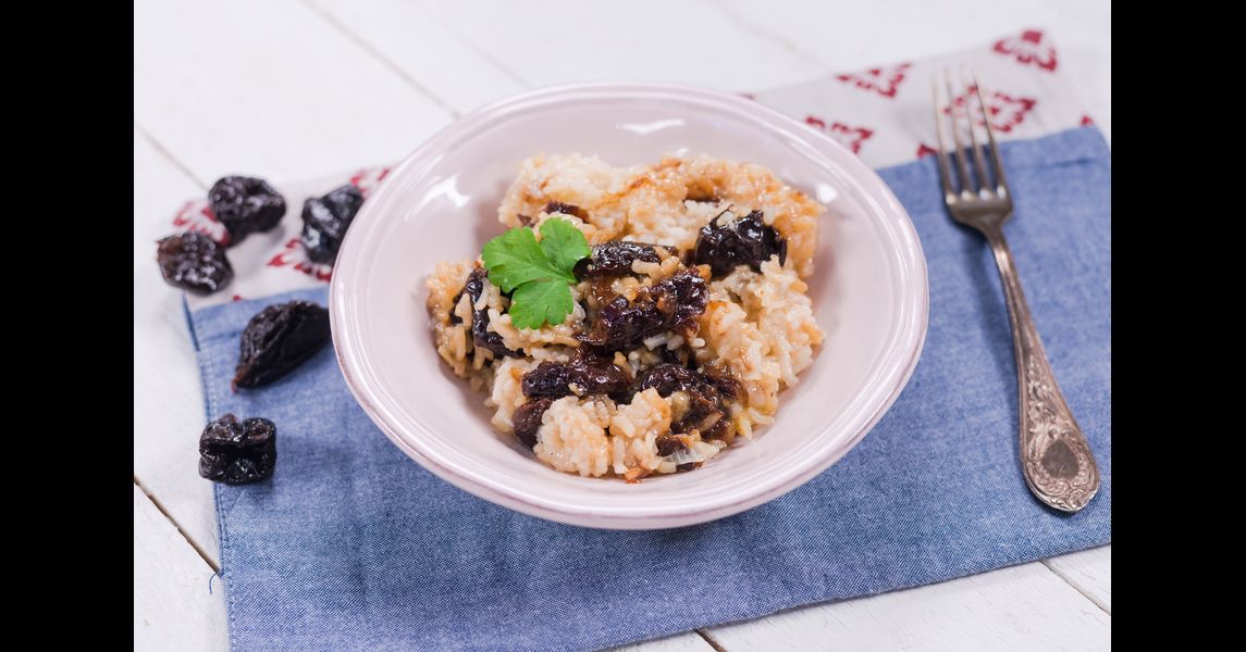 Reteta Orez de post cu prune uscate din categoria Vegetarian și rețete de post