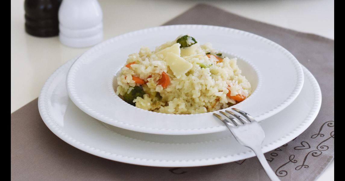 Rețetă orez cu legume în doar 15 minute la Multicooker 5in1 Digital