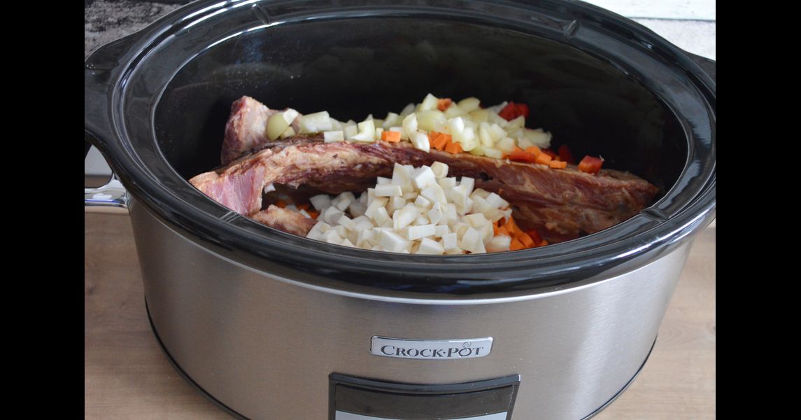 Rețetă ciorbă de afumatură la Slow Cooker 7.5L Digital CrockPot by