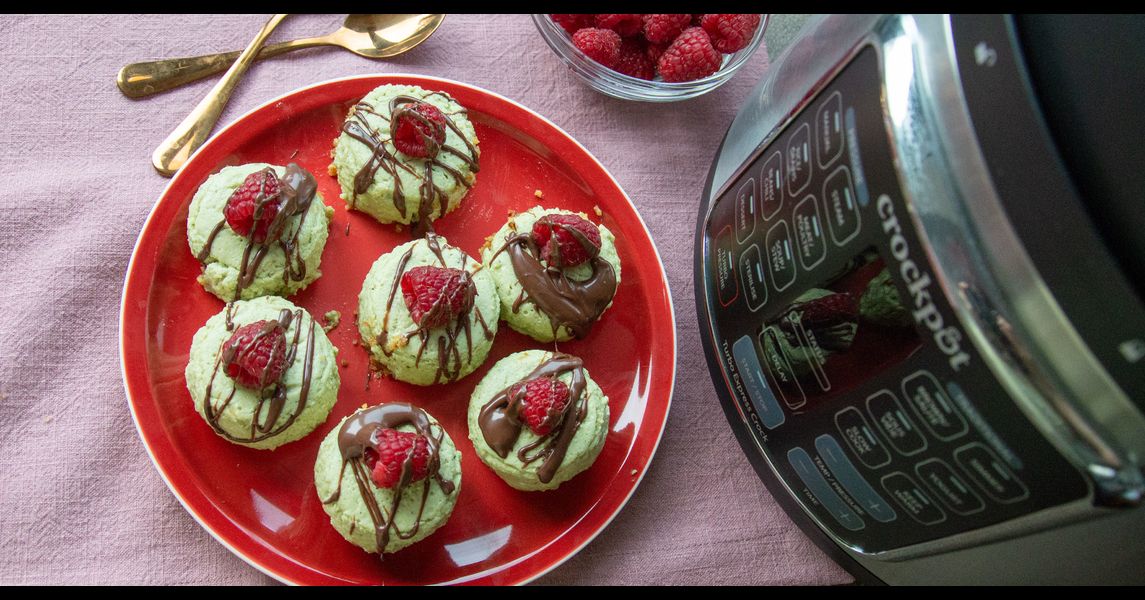 Rețetă mini cheesecake cu matcha la multicooker Crockpot Turbo Express