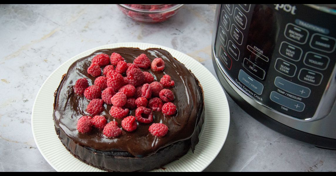 Rețetă tort de ciocolată la Crockpot Turbo Express by Madeline din