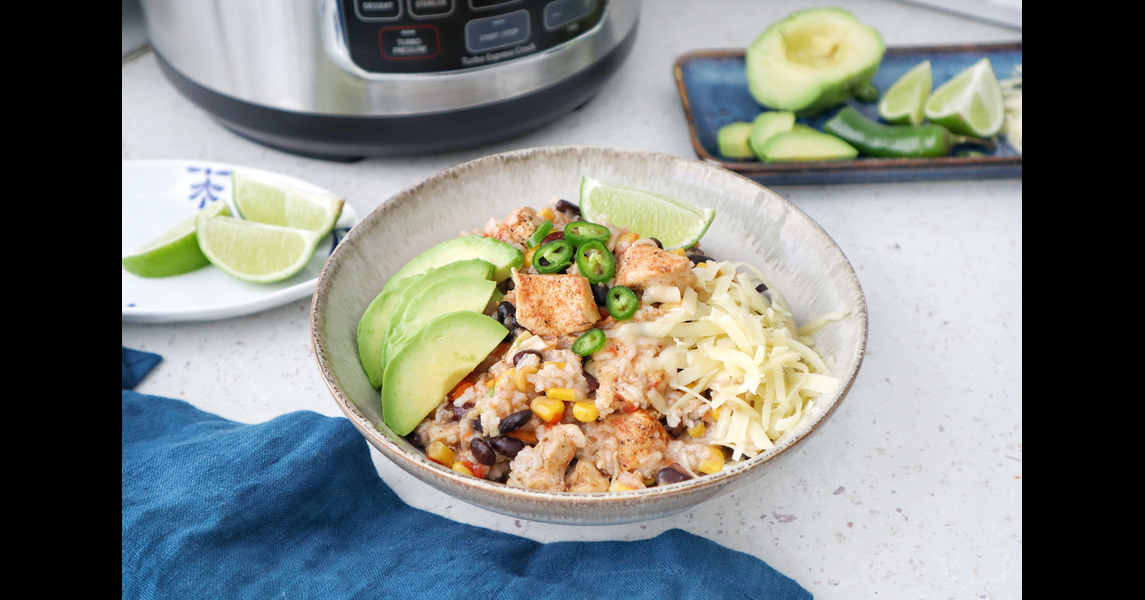 Rețetă burrito bowl cu pui la Multicookerul Crockpot Turbo Express by
