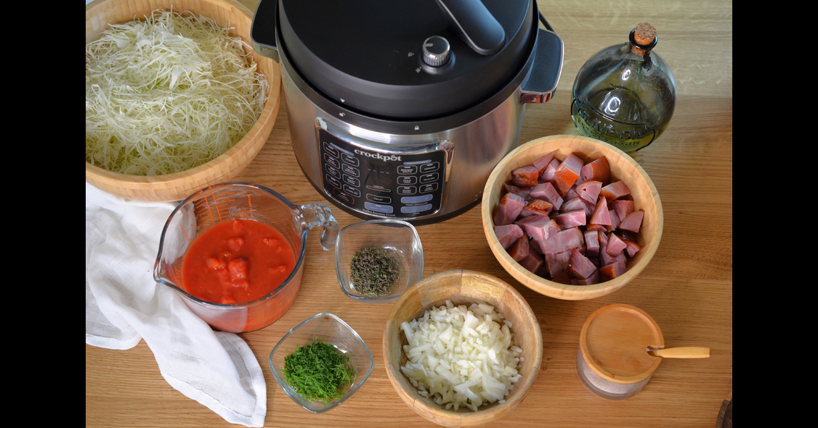 Rețetă varză scăzută cu ciolan afumat la Multicookerul Crockpot Turbo