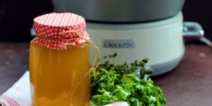 Stock de vita sau zeama de oase la Slow Cooker Crock-Pot 6.0L DuraCeramic Saute by La Prajiturela