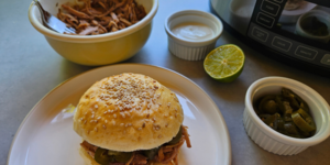 Rețetă sandwich mexican cu pulled pork by Alexandra Tudor