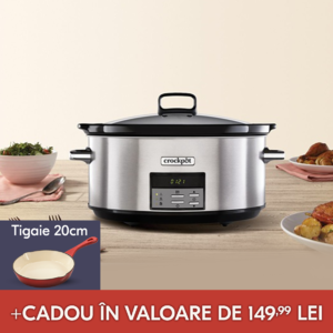 slow cooker crockpot 7,5L pe masa cu fundal de perete crem
