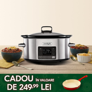 slow cooker crockpot 5,6L pe masa cu fundal de perete bej