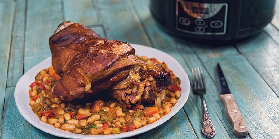 Rețetă fasole cu ciolan afumat la Slow Cooker Crock-Pot 4.7L Digital