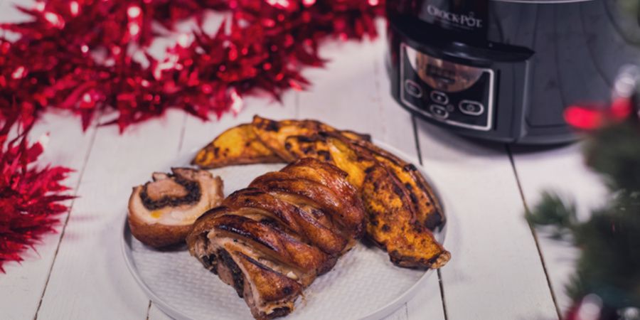 Rețetă ruladă de porc cu prune uscate, miez de nucă și ghimbir