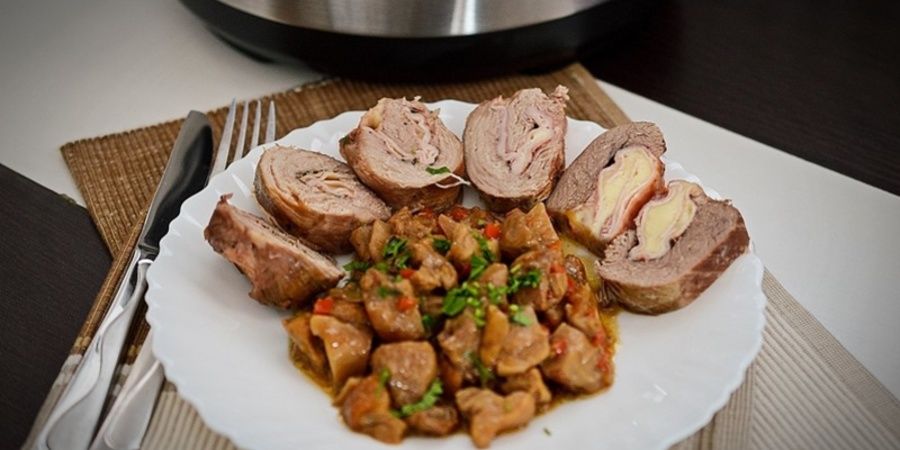 Rețetă ruladă de curcan cu tocăniță de hribi by Dulciuri fel de fel