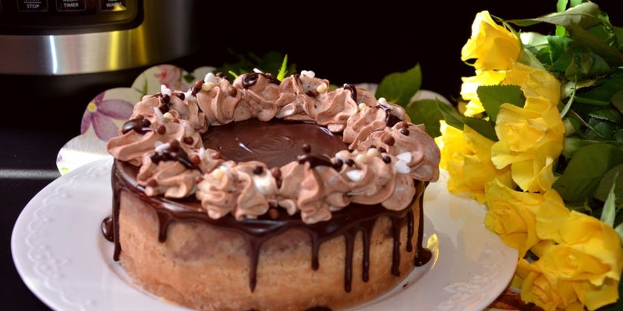 Reteta Cheesecake cu ciocolata by Bucate, vorbe si arome