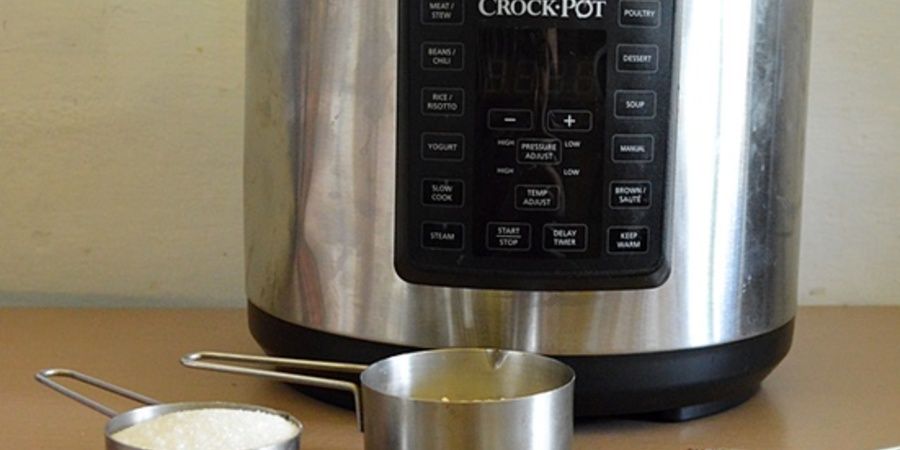 Reteta tort de ciocolata la Multicooker-ul Crock-Pot cu gatire sub presiune by Cartederetete.ro