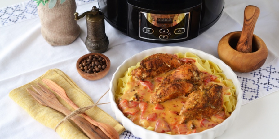 Rețetă piept de pui cremos la Slow Cooker Crock-pot 4.7L Digital by Teos Kitchen