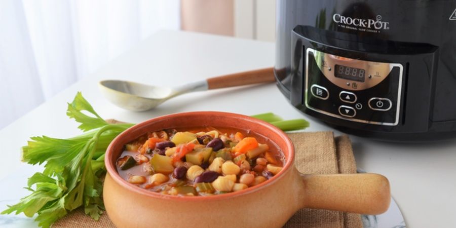 Reteta minestrone la Slow Cooker Crock-Pot 4.7L Digital by Teos Kitchen