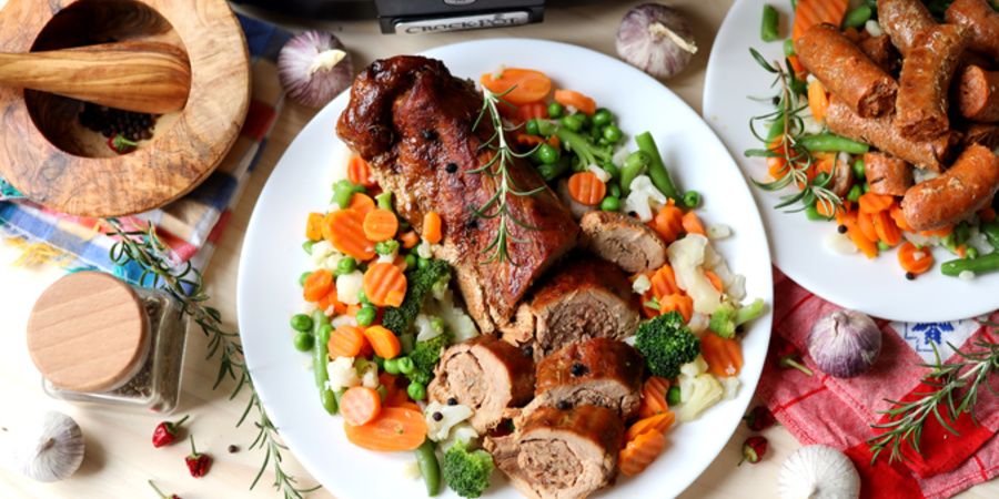 Rețetă mușchi de porc umplut cu cârnați la Slow Cooker Crock-pot 5.7L Digital by Bucătar Maniac