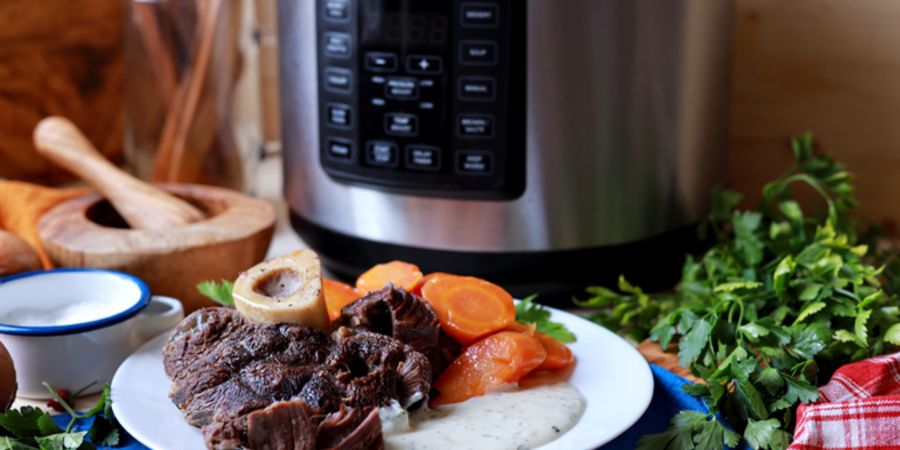 Rețetă rasol de vițel cu legume și sos de mărar la Express Multicooker de la Crock-Pot by Bucătar Maniac