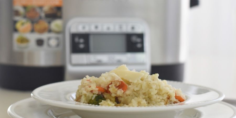 Rețetă orez cu legume în doar 15 minute la Multicooker 5in1 Digital Crock-Pot by Rețete Papa Bun