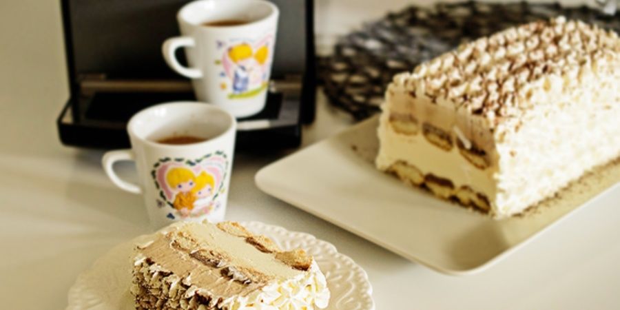 Rețetă tort de înghețată cu cafea preparată la Espressor Automat Avanza by Dulciuri fel de fel