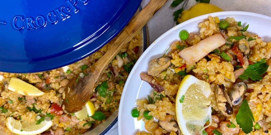Rețetă orez cu fructe de mare (paella) la vasul din fontă emailată 4.7L Crock-Pot by Nutriție Sănătoasă
