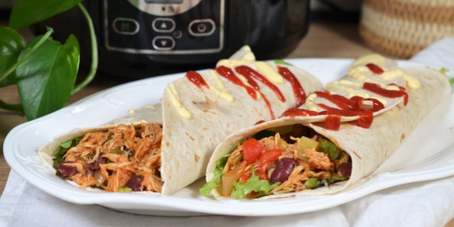 Rețetă tortilla wrap cu pui gătit lent la Slow cooker Crockpot by Teos Kitchen