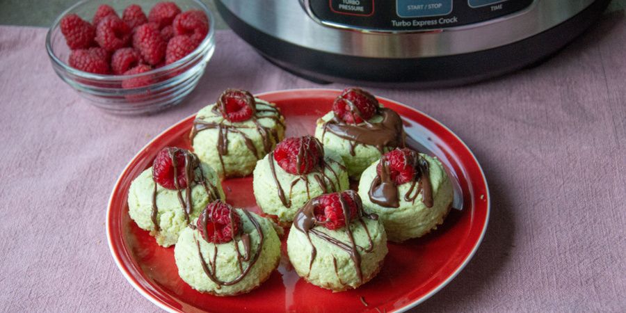 Rețetă mini cheesecake cu matcha la multicooker Crock-pot Turbo Express by Madeline