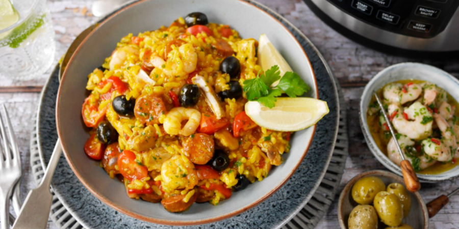 Rețetă paella de pui, chorizo și creveți la Multicookerul Crock-pot Turbo Express