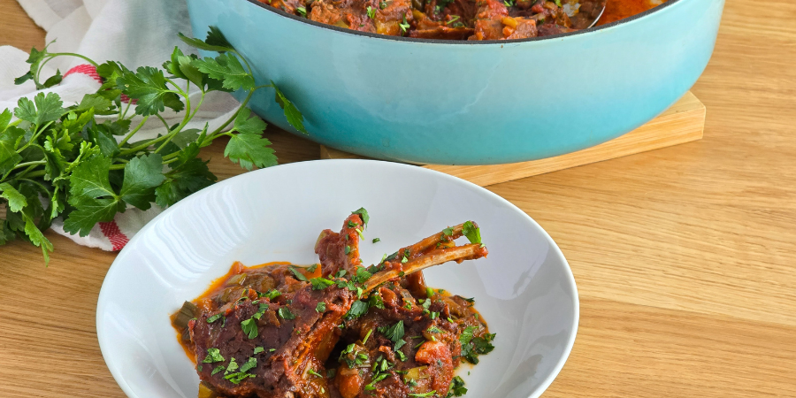 Rețetă stufat de miel în vasul de fontă emailată Crock-Pot by Corina Ureche