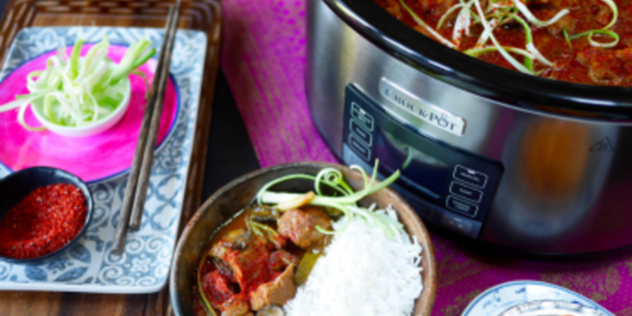 Rețetă tocană coreeană cu kimchi și porc (Kimchi Jjigae) la slowcooker 5,6L TimeSelect